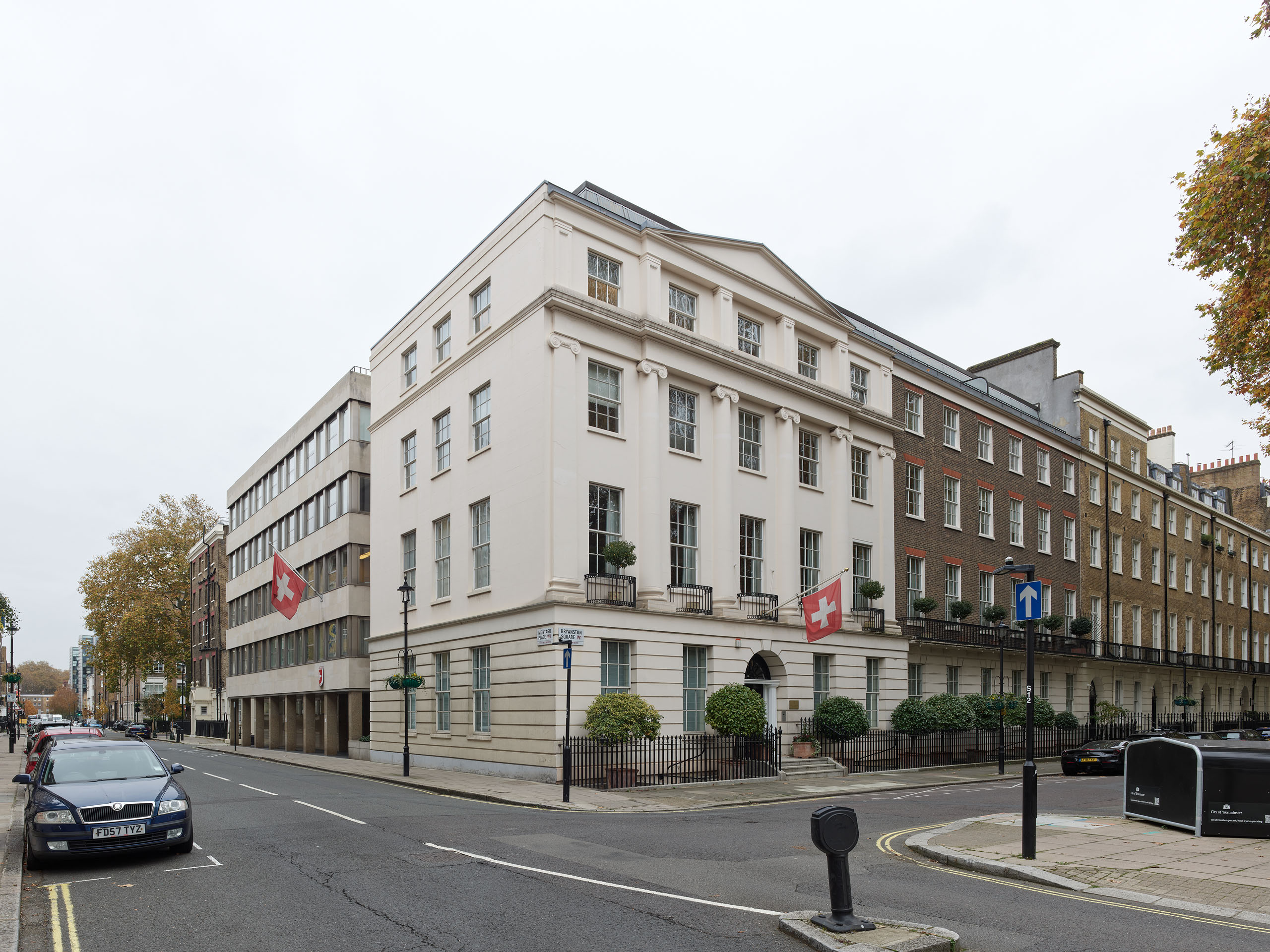 Ahp0008 exterior 004805 J2560